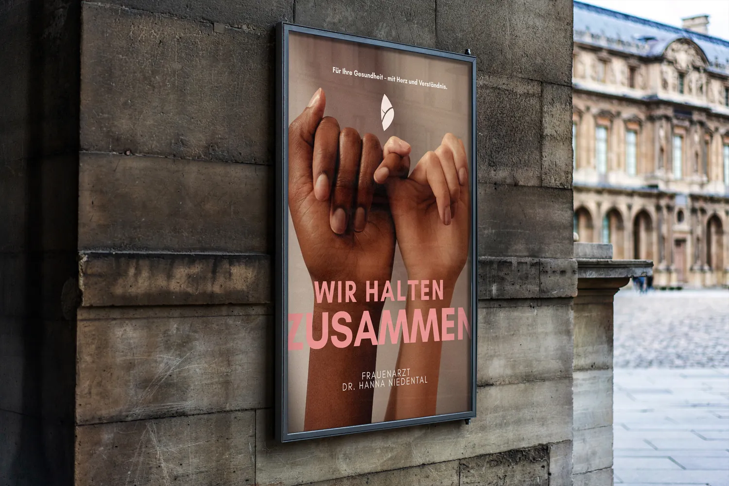 Plakat Frauenarzt Dr. Hanna Niedental: Wir halten zusammen.